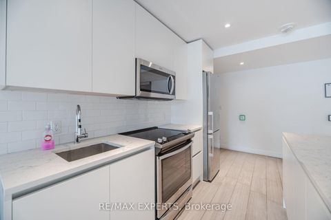 Photo 26 at 225 - 246 Logan Avenue E, South Riverdale, Toronto