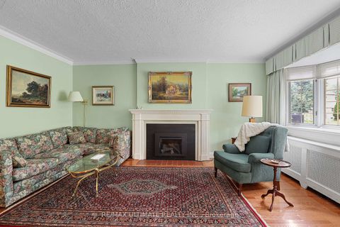 Photo 3 at 191 Glenvale Boulevard, Leaside, Toronto