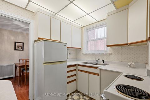 Photo 7 at 191 Glenvale Boulevard, Leaside, Toronto