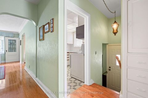 Photo 13 at 191 Glenvale Boulevard, Leaside, Toronto