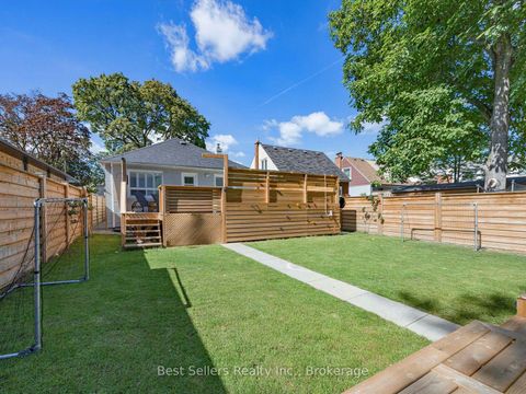 Photo 1 at 37 Wilmar Road, City Centre West, Toronto