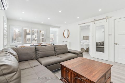 Photo 10 at 37 Wilmar Road, City Centre West, Toronto