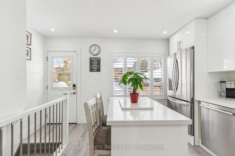 Photo 13 at 37 Wilmar Road, City Centre West, Toronto