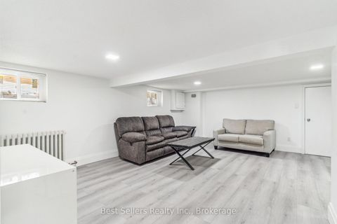 Photo 19 at 37 Wilmar Road, City Centre West, Toronto