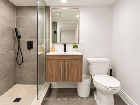 Photo 17 at 38 Cavotti Crescent, Bathurst Manor, Toronto