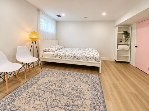 Photo 18 at 38 Cavotti Crescent, Bathurst Manor, Toronto
