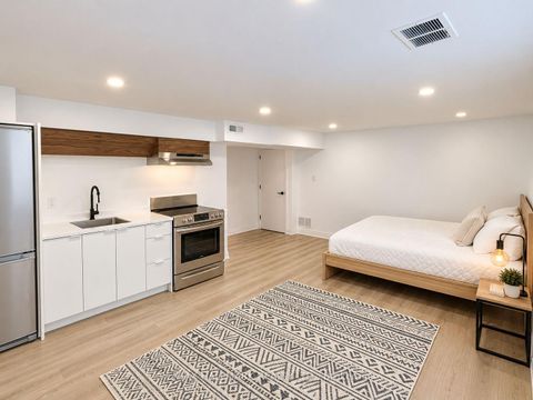 Photo 21 at 38 Cavotti Crescent, Bathurst Manor, Toronto