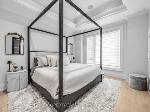 Photo 14 at 370 Hillsdale Avenue E, Mount Pleasant East, Toronto