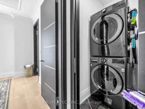 Photo 23 at 370 Hillsdale Avenue E, Mount Pleasant East, Toronto