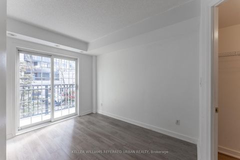 Photo 10 at 651 - 3 Everson Drive, Willowdale East, Toronto