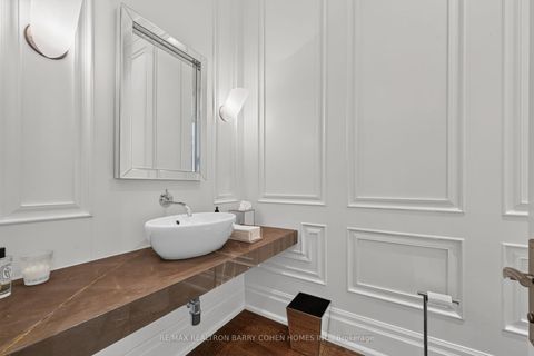 Photo 10 at 20B Woodlawn Avenue W, St. Clair, Toronto