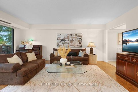 Photo 2 at 503 - 260 Heath Street W, Forest Hill South, Toronto