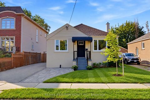 Photo 2 at 119 Reiner Road, Clanton Park, Toronto