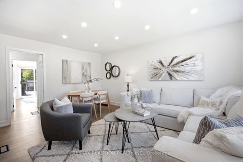 Photo 6 at 119 Reiner Road, Clanton Park, Toronto
