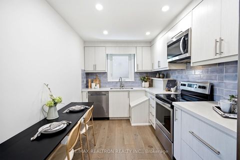 Photo 11 at 119 Reiner Road, Clanton Park, Toronto