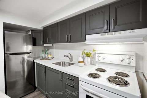 Photo 36 at 119 Reiner Road, Clanton Park, Toronto