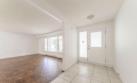 Photo 2 at 75 Stockdale Crescent, North Richvale, Richmond Hill