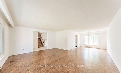 Photo 3 at 75 Stockdale Crescent, North Richvale, Richmond Hill