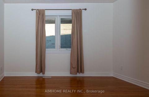 Photo 25 at 72 Brass Drive, Jefferson, Richmond Hill