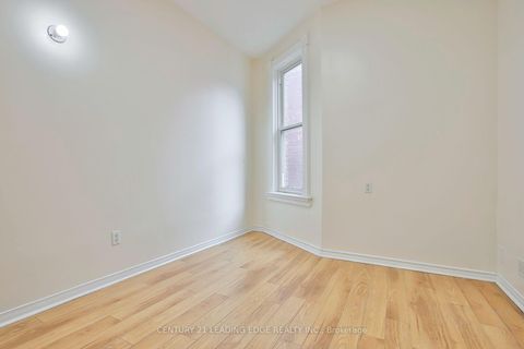 Photo 19 at 9 Borden Street, University, Toronto