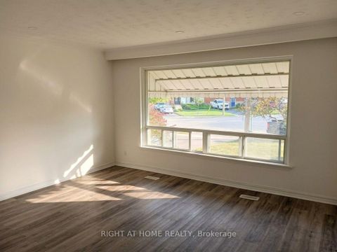 Photo 3 at 58 Deanvar Avenue, Maryvale, Toronto