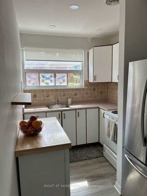 Photo 6 at 58 Deanvar Avenue, Maryvale, Toronto