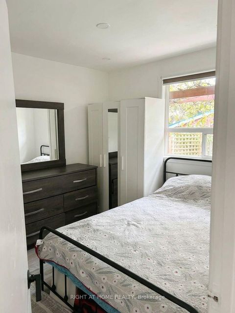 Photo 10 at 58 Deanvar Avenue, Maryvale, Toronto