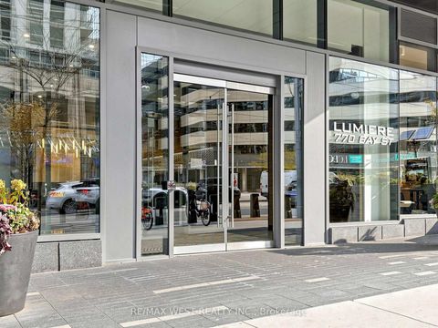 Photo 1 at 513 - 770 Bay Street, Bay Street Corridor, Toronto