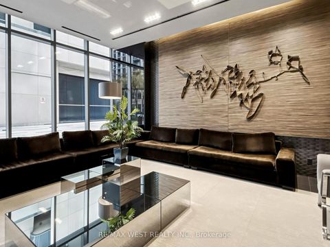 Photo 2 at 513 - 770 Bay Street, Bay Street Corridor, Toronto