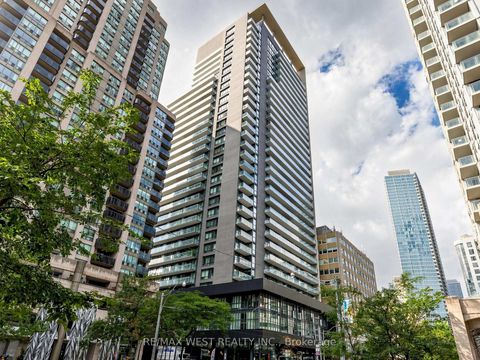Photo 33 at 513 - 770 Bay Street, Bay Street Corridor, Toronto