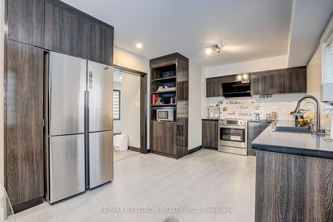 Photo 15 at 47 Melville Street, Langstaff, Richmond Hill
