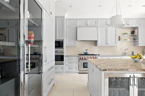 Photo 8 at 221 Dunvegan Road, Forest Hill South, Toronto