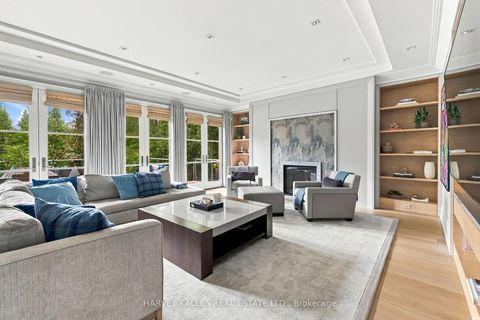 Photo 15 at 221 Dunvegan Road, Forest Hill South, Toronto