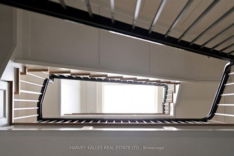 Photo 19 at 221 Dunvegan Road, Forest Hill South, Toronto