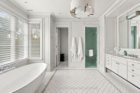 Photo 25 at 221 Dunvegan Road, Forest Hill South, Toronto