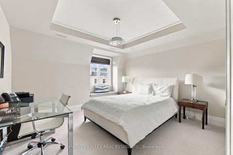 Photo 35 at 221 Dunvegan Road, Forest Hill South, Toronto