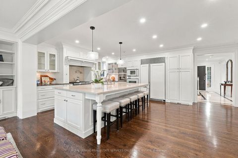 Photo 7 at 266 Lonsdale Road, Forest Hill South, Toronto