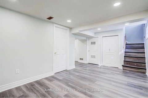 Photo 12 at 32 Lauralynn Crescent, Malvern West, Toronto