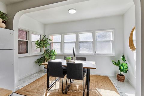 Photo 10 at 93 Pinegrove Avenue, Cliffside, Toronto