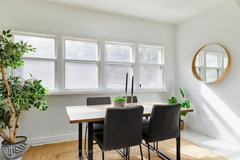 Photo 13 at 93 Pinegrove Avenue, Cliffside, Toronto
