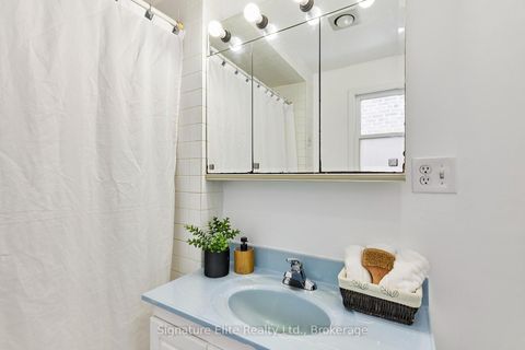 Photo 23 at 93 Pinegrove Avenue, Cliffside, Toronto