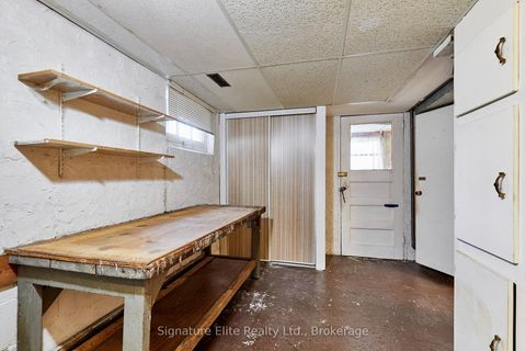 Photo 33 at 93 Pinegrove Avenue, Cliffside, Toronto