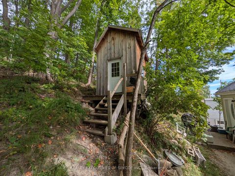 Photo 3 at 200 Blake Street, Codrington, Barrie