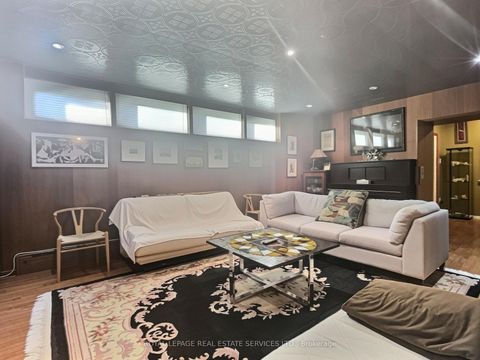 Photo 33 at 33 Blue Forest Drive, Bathurst Manor, Toronto