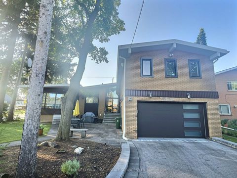 Photo 38 at 33 Blue Forest Drive, Bathurst Manor, Toronto