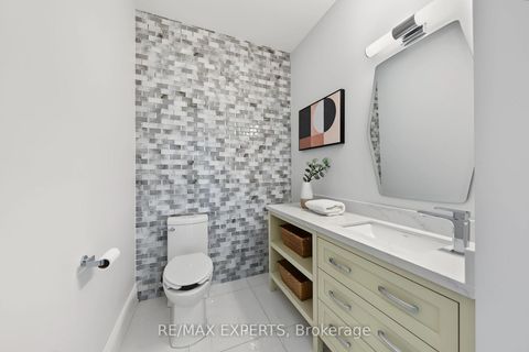 Photo 10 at 18 Gosling Road, Maple, Vaughan