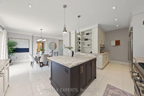Photo 15 at 18 Gosling Road, Maple, Vaughan