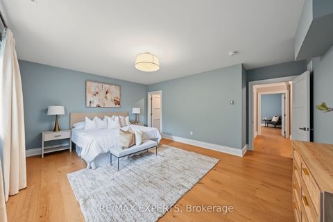 Photo 32 at 18 Gosling Road, Maple, Vaughan