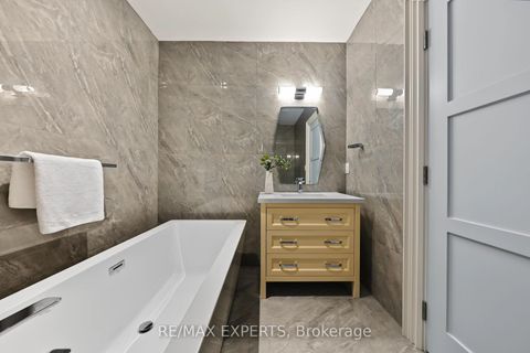 Photo 33 at 18 Gosling Road, Maple, Vaughan