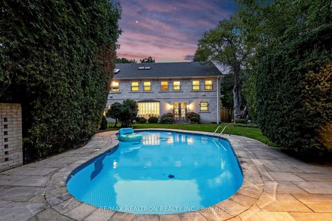 Photo 10 at 31 Arjay Crescent, York Mills, Toronto